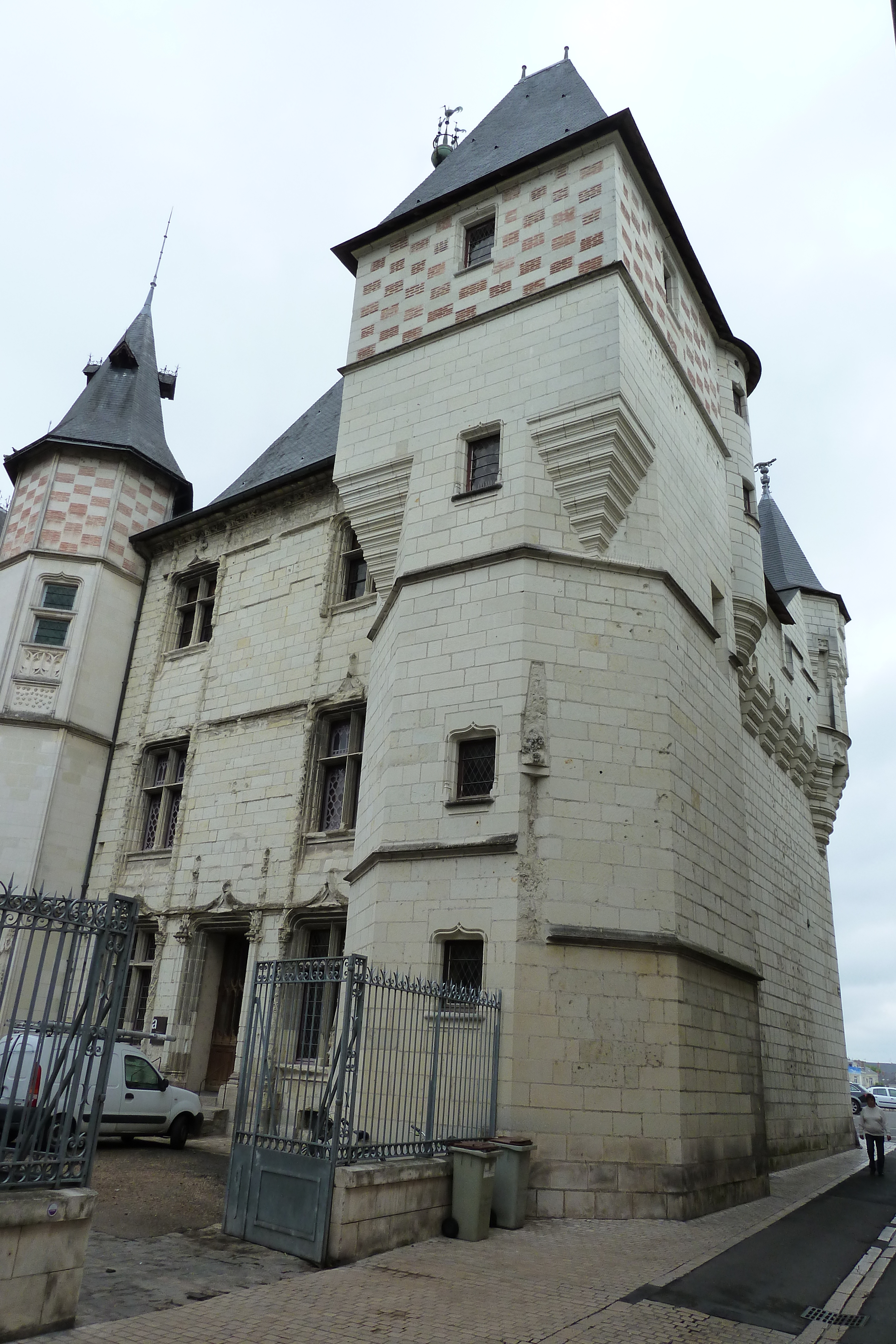 Picture France Saumur 2011-05 8 - Recreation Saumur