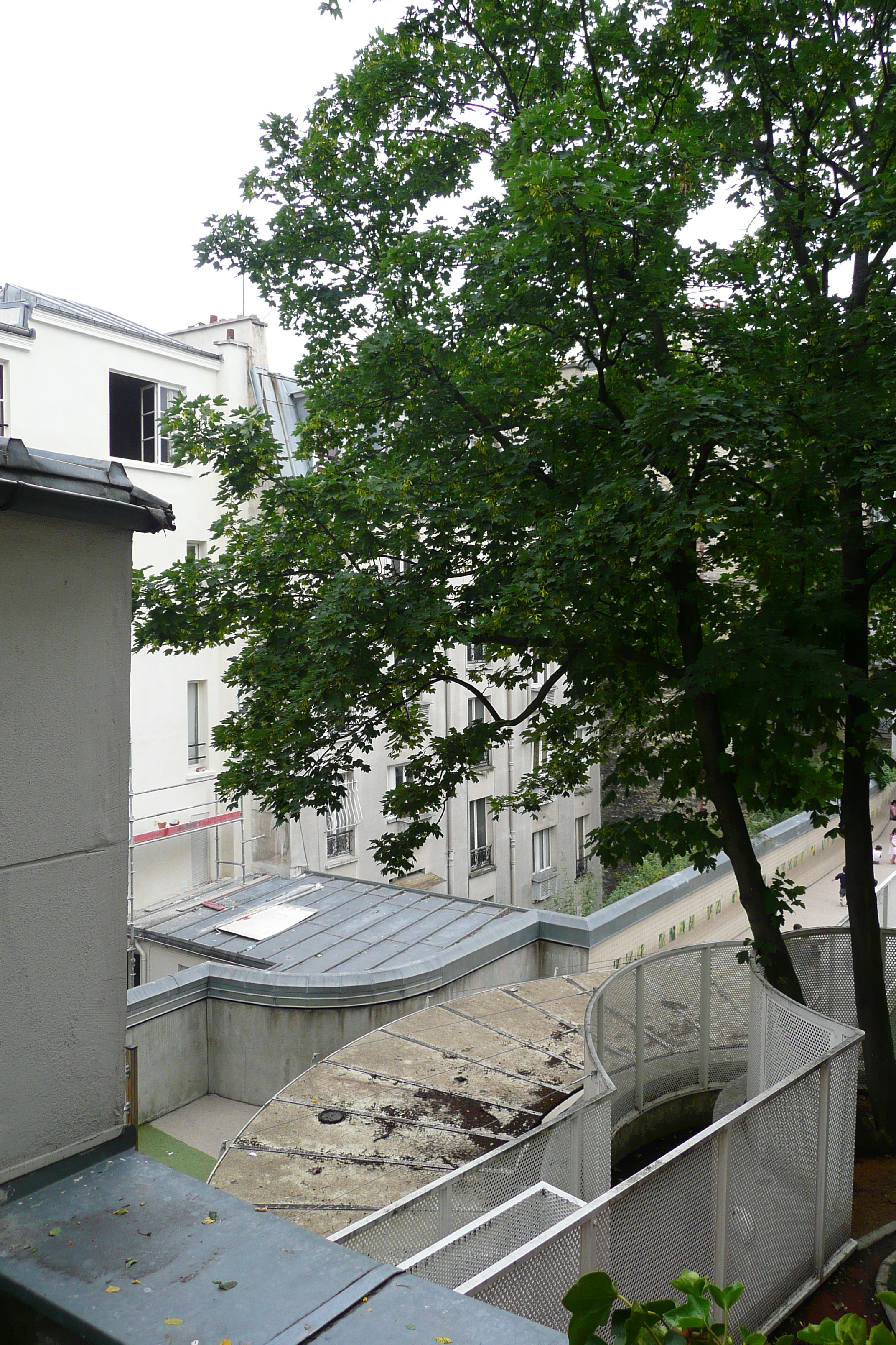 Picture France Paris Montmartre 2007-06 53 - Center Montmartre