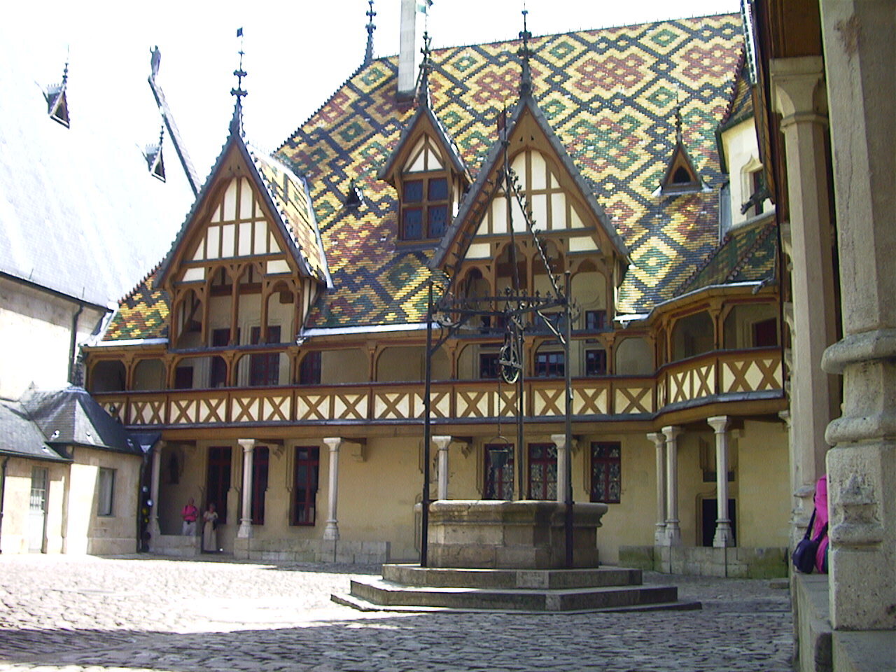 Picture France Beaune Hospices de Beaune 1999-06 9 - Tour Hospices de Beaune