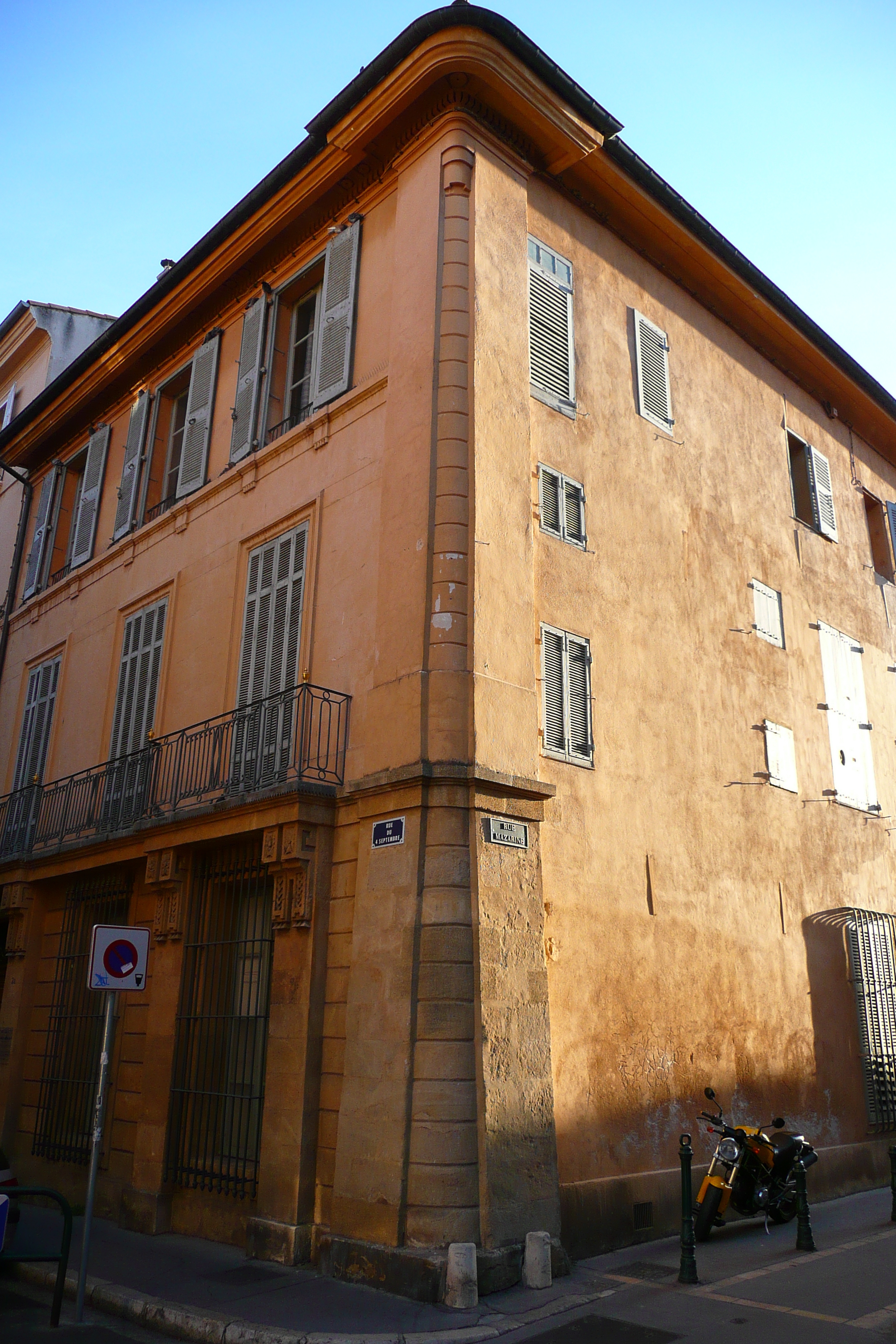 Picture France Aix en Provence 2008-04 133 - Tour Aix en Provence