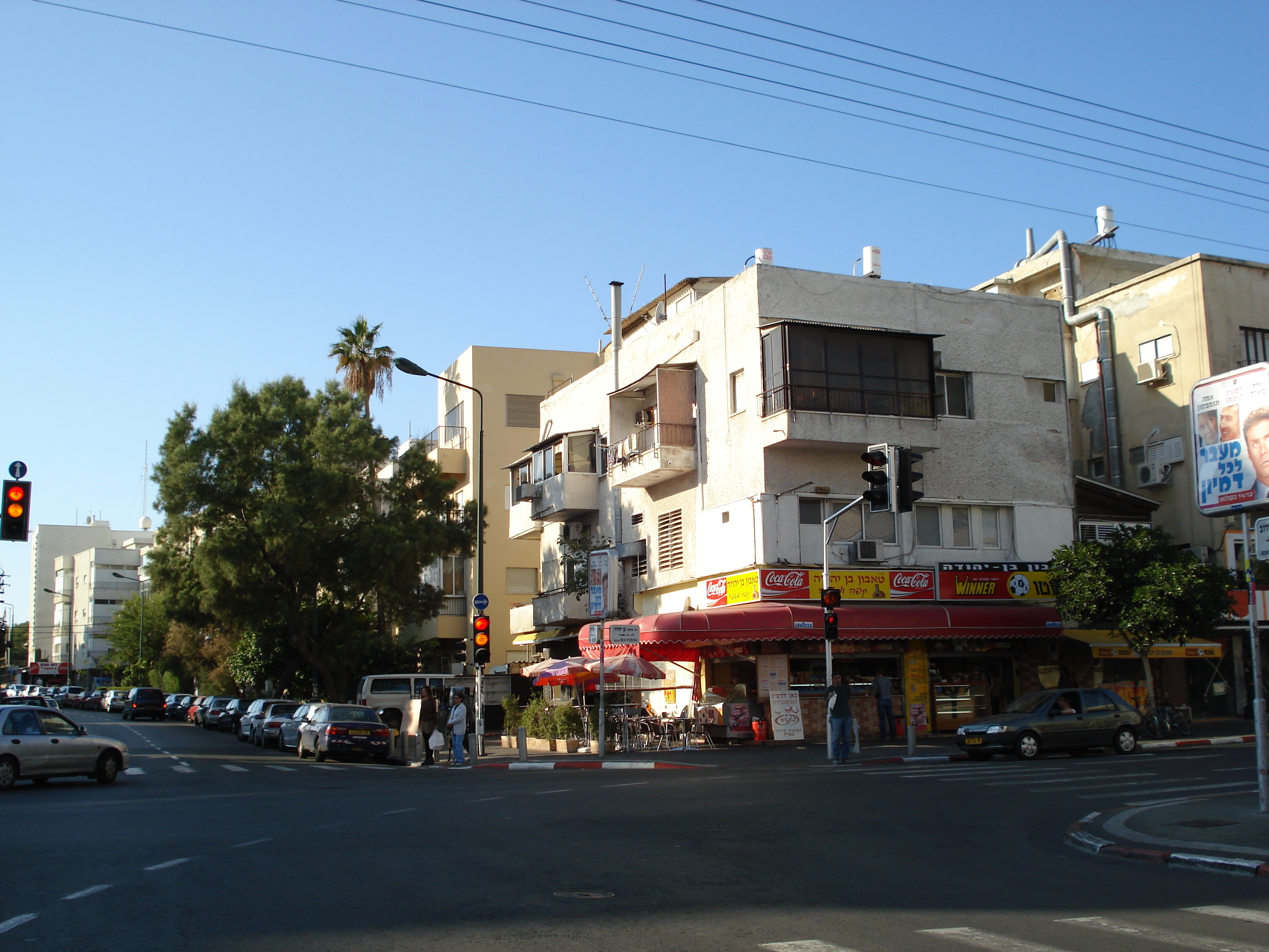 Picture Israel Tel Aviv 2006-12 42 - Tour Tel Aviv