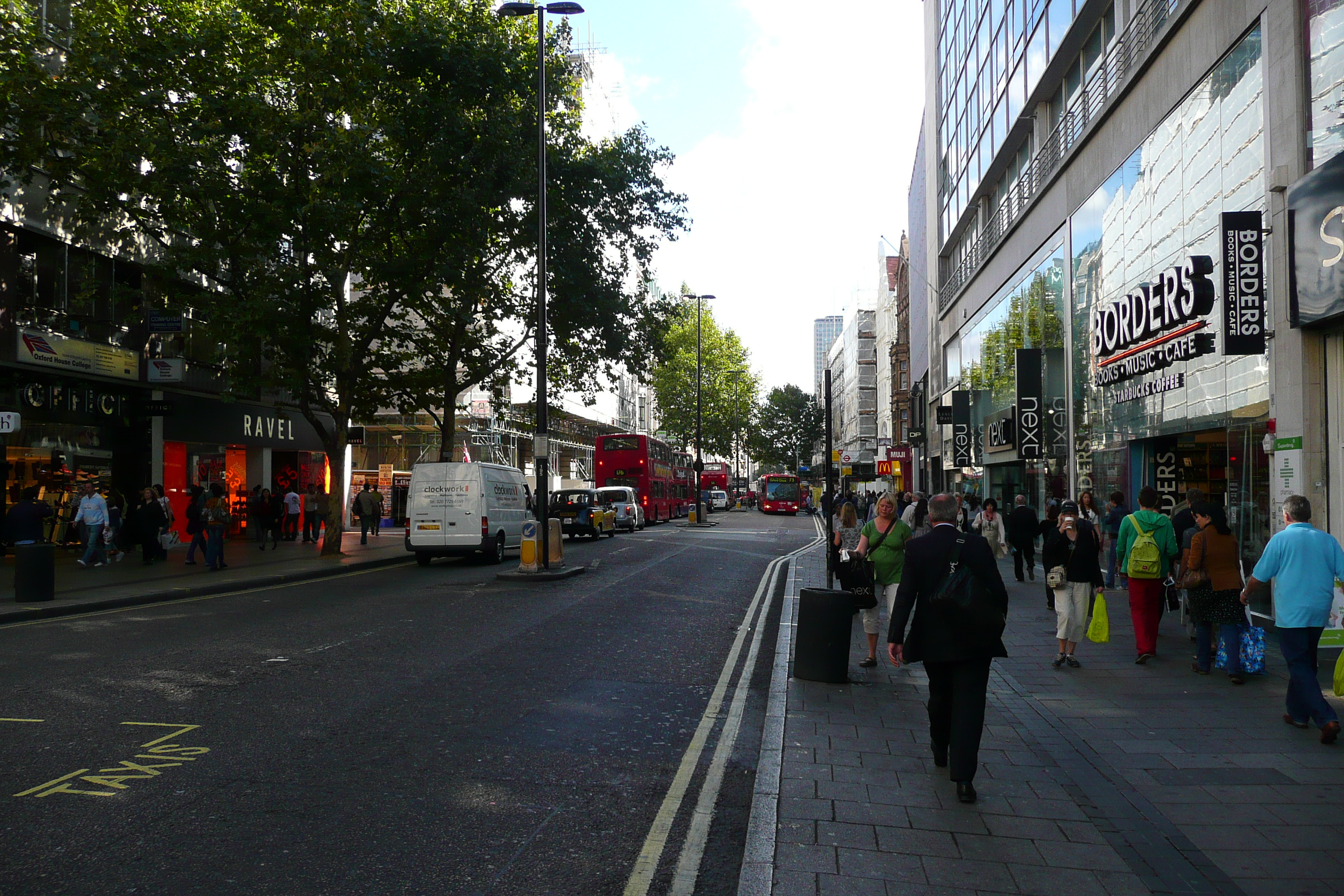 Picture United Kingdom London Oxford Street 2007-09 45 - Center Oxford Street