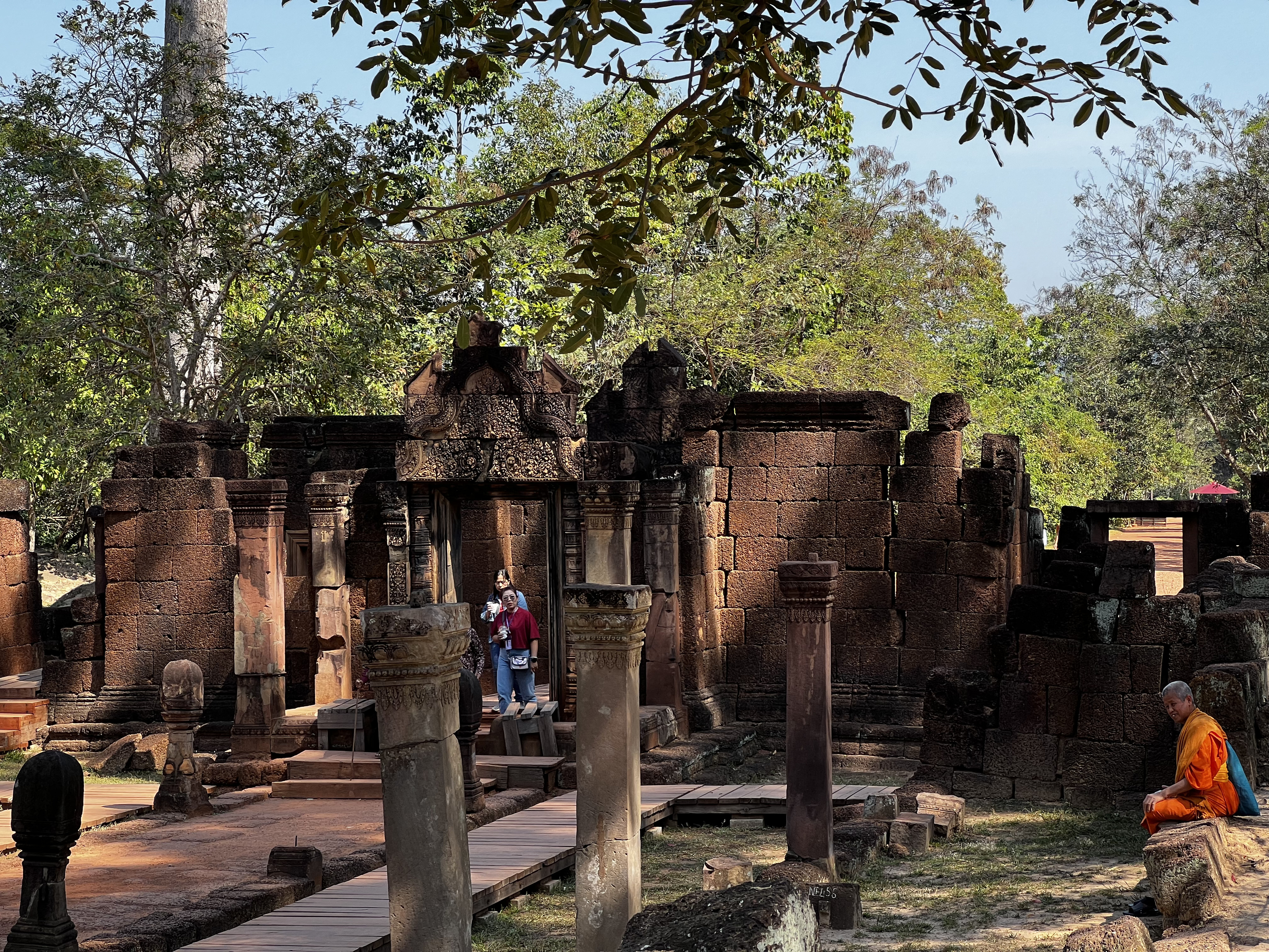 Picture Cambodia Siem Reap ⁨Banteay Srei⁩ 2023-01 45 - Tours ⁨Banteay Srei⁩