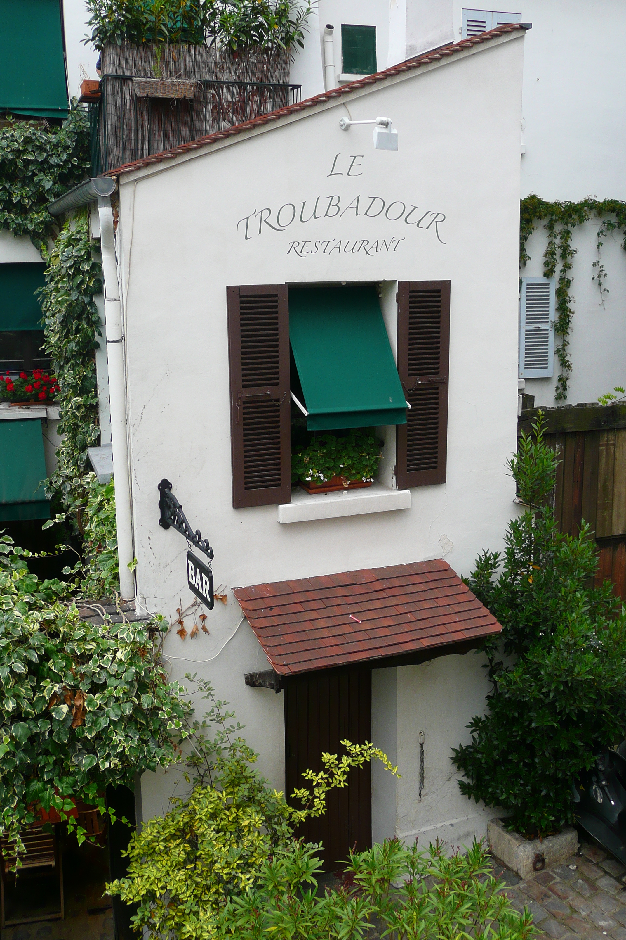 Picture France Paris Montmartre 2007-06 17 - History Montmartre