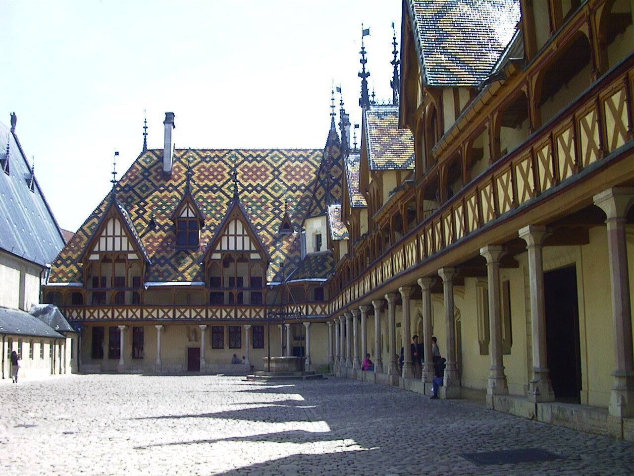 Picture France Beaune Hospices de Beaune 1999-06 6 - Recreation Hospices de Beaune