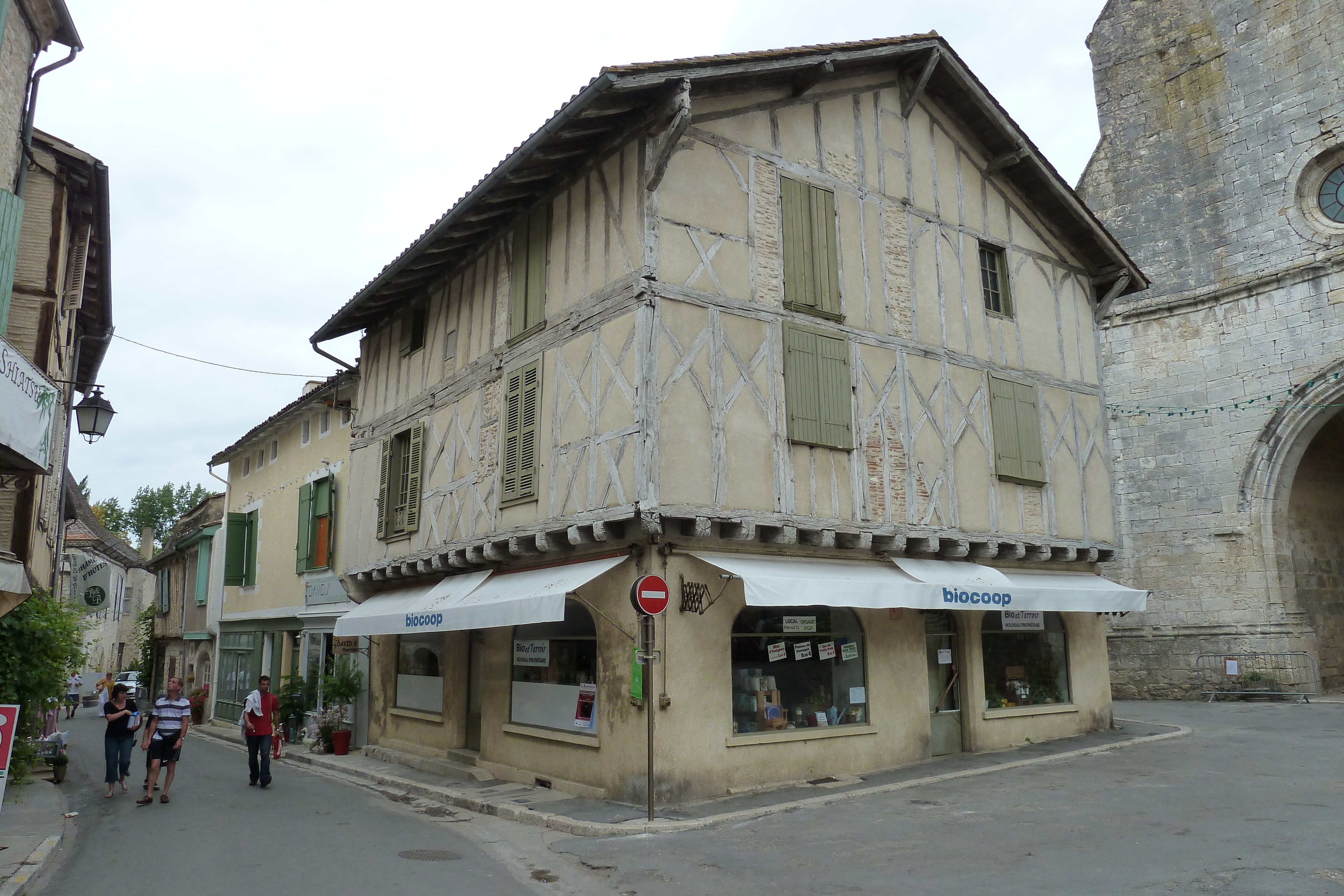 Picture France Issigeac 2010-08 61 - Tour Issigeac