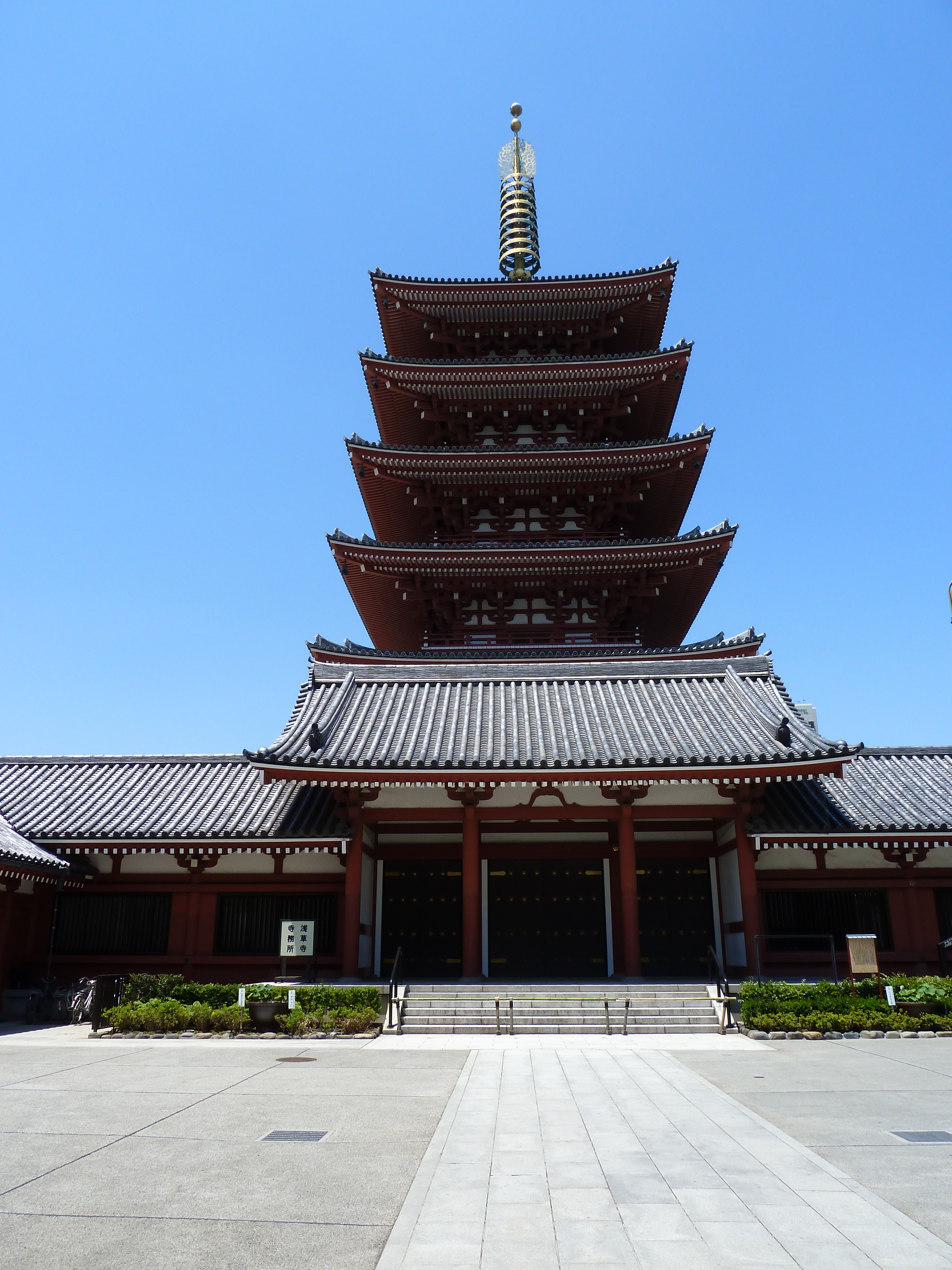 Picture Japan Tokyo Asakusa 2010-06 99 - Center Asakusa