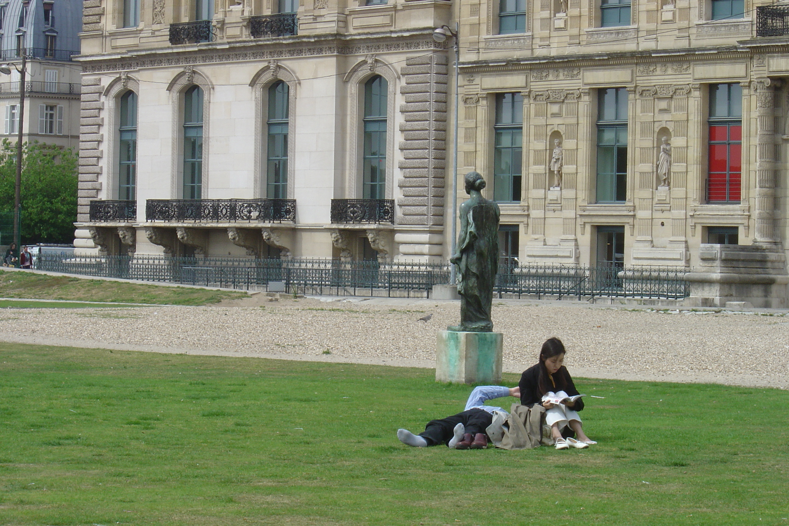 Picture France Paris Louvre Carrousel Garden 2007-05 15 - Tour Louvre Carrousel Garden