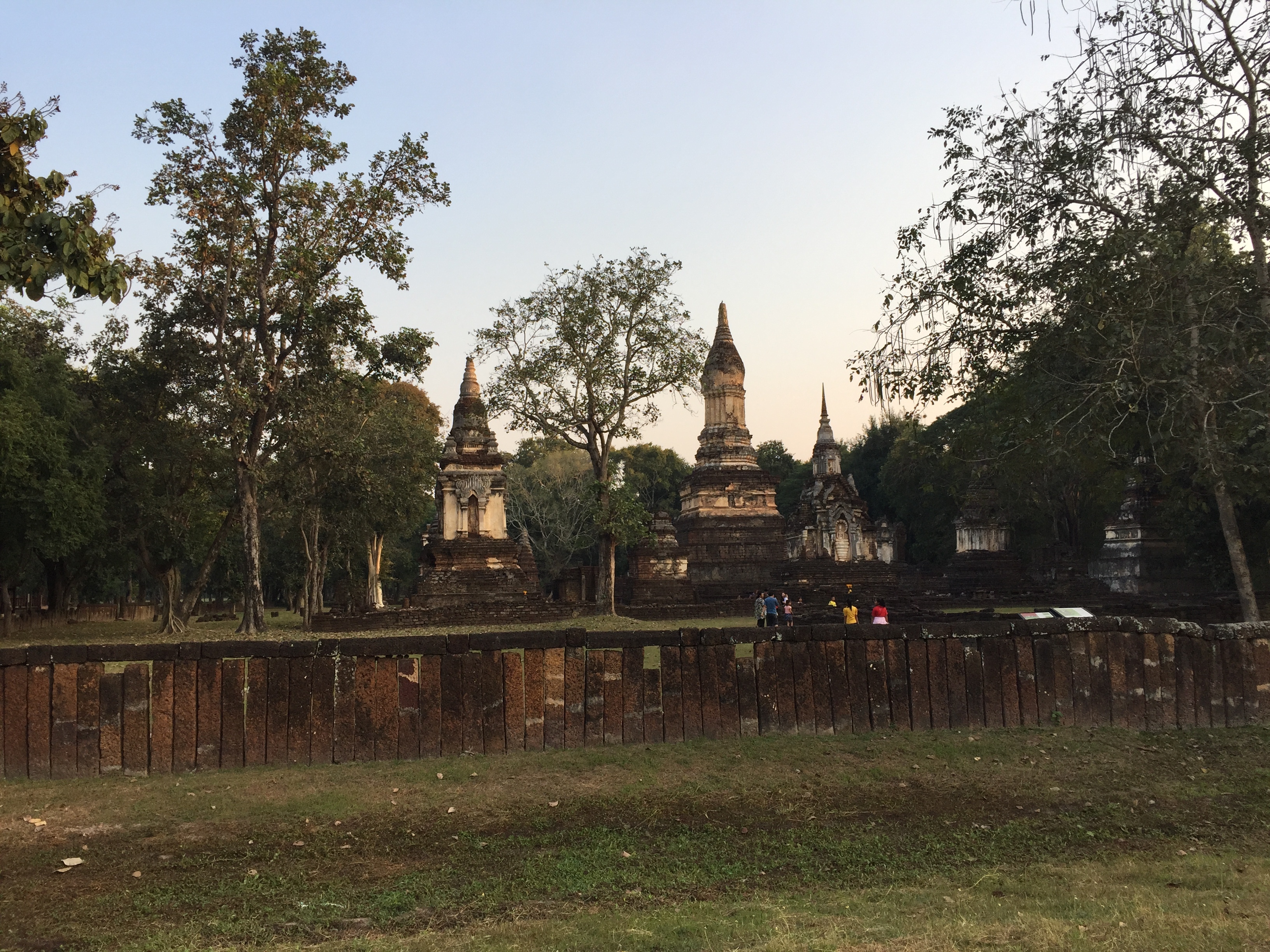 Picture Thailand Si satchanalai historical park 2014-12 53 - Center Si satchanalai historical park