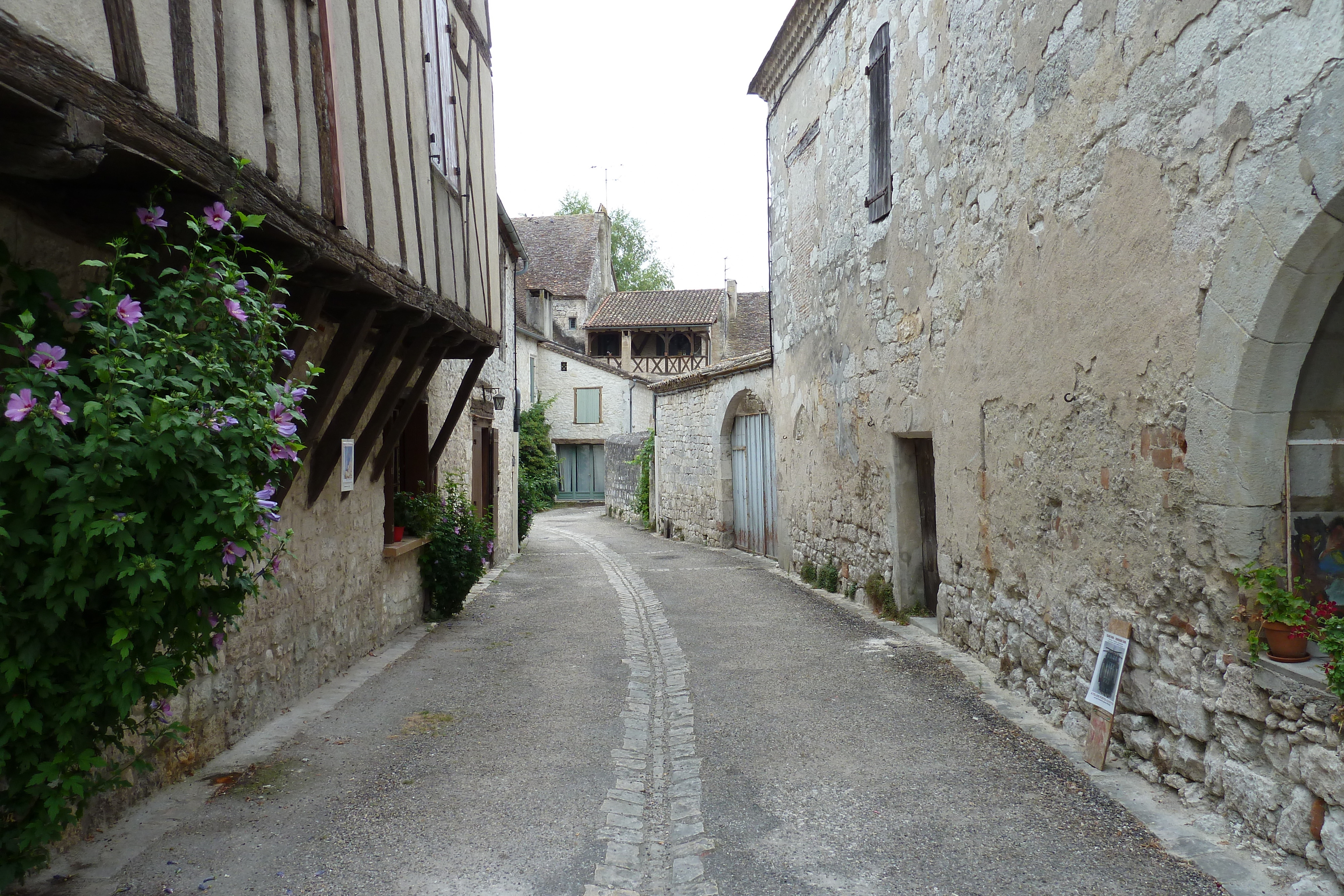 Picture France Issigeac 2010-08 33 - Tours Issigeac