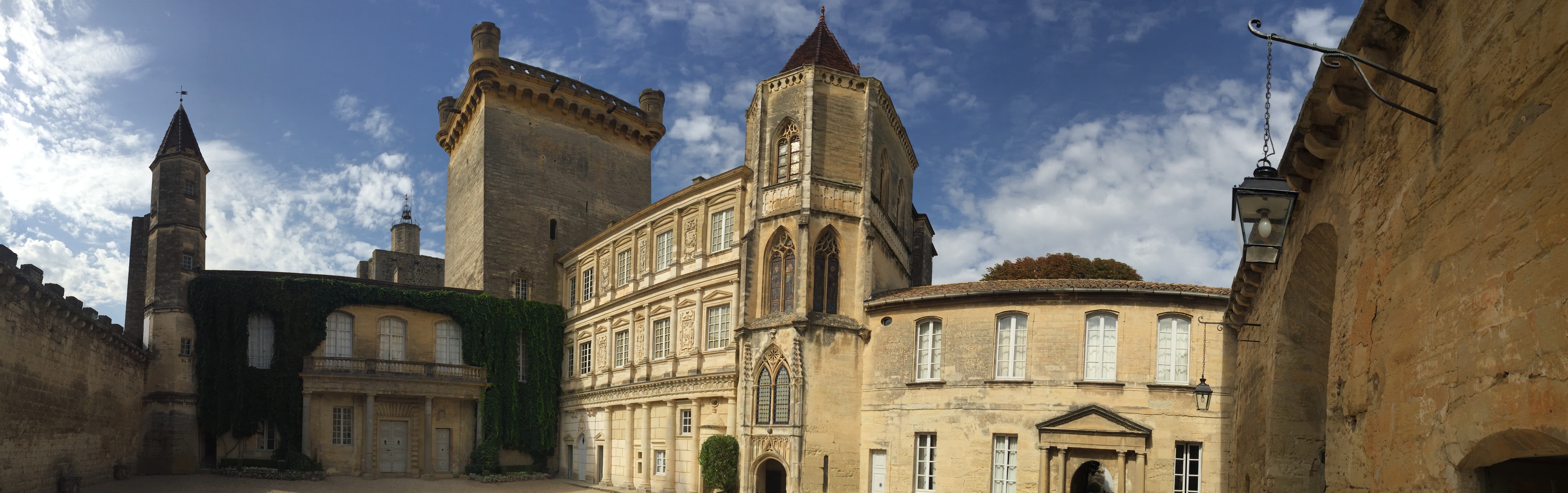 Picture France Uzes 2017-08 49 - Center Uzes