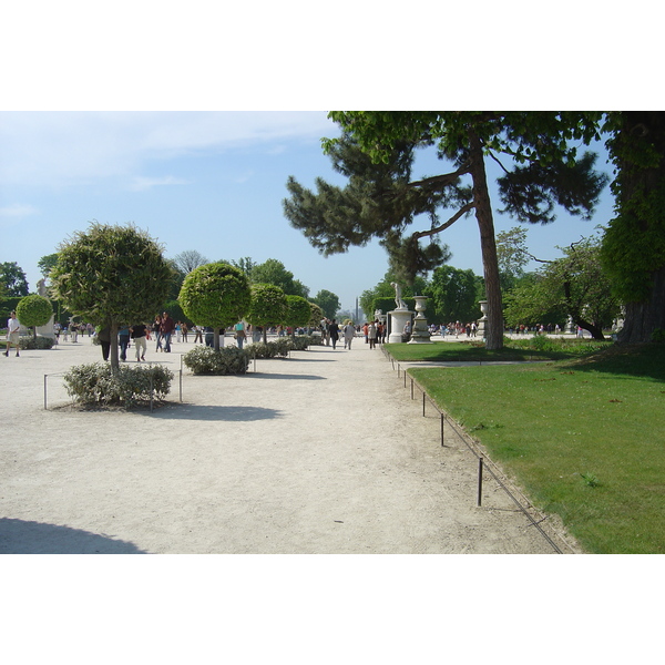 Picture France Paris Garden of Tuileries 2007-05 167 - History Garden of Tuileries