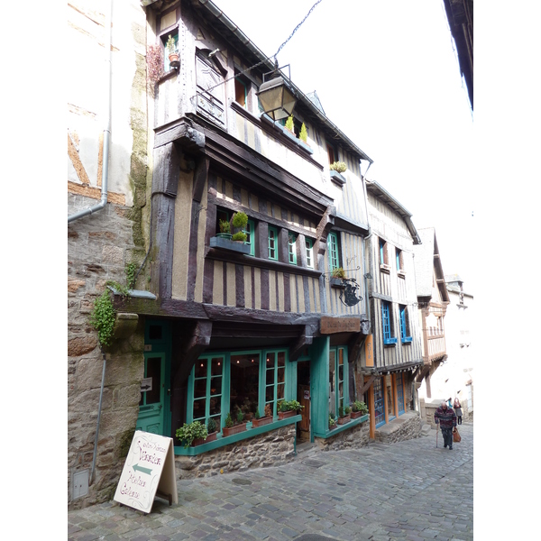 Picture France Dinan 2010-04 185 - Recreation Dinan