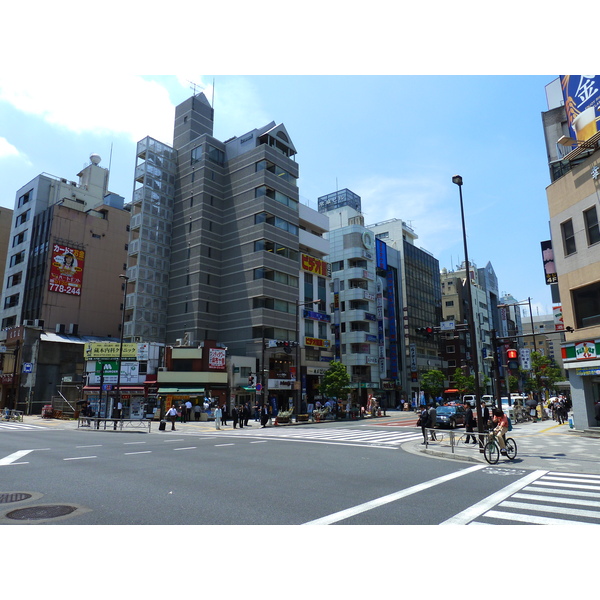 Picture Japan Tokyo Shiodome 2010-06 14 - Journey Shiodome