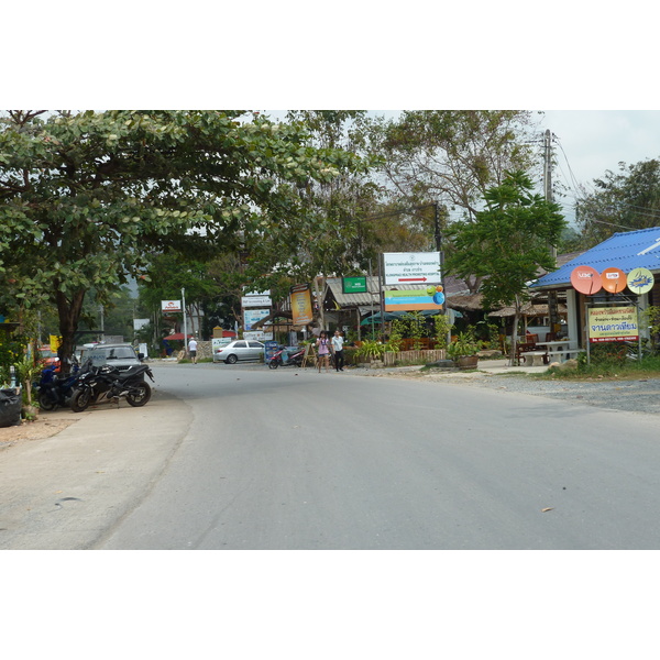 Picture Thailand Ko Chang Island road 2011-02 55 - Journey Island road