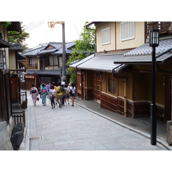 Picture Japan Kyoto Sannenzaka 2010-06 16 - Center Sannenzaka