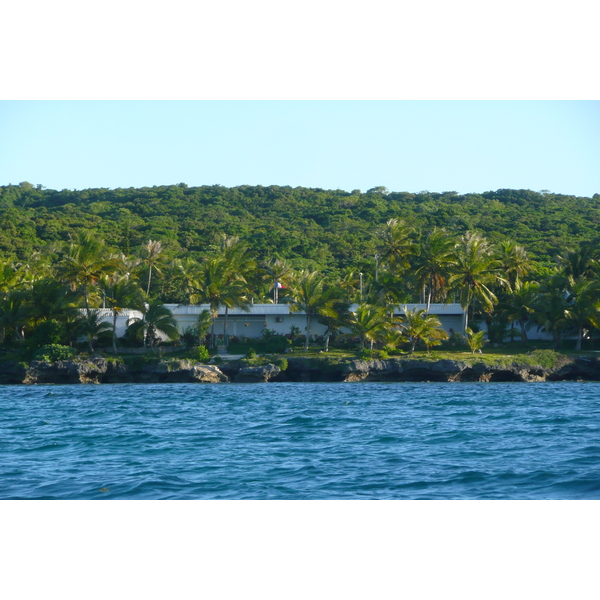 Picture New Caledonia Lifou Chateaubriant bay 2010-05 50 - Tours Chateaubriant bay