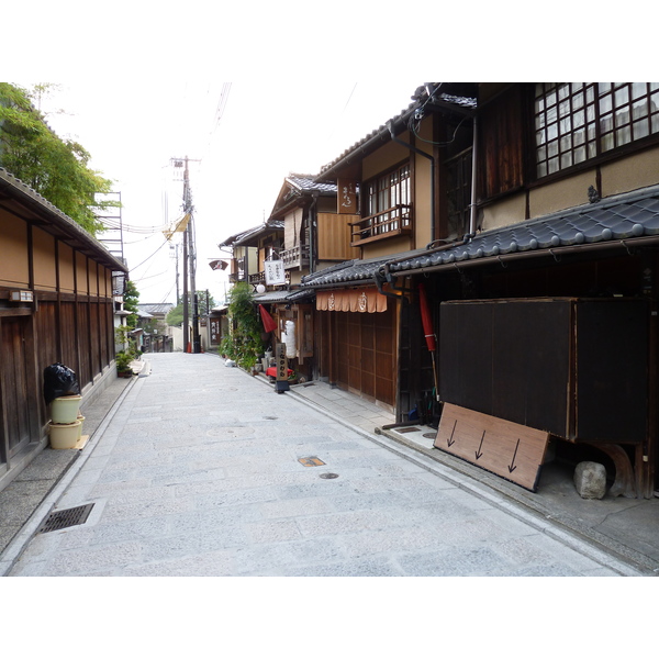 Picture Japan Kyoto Sannenzaka 2010-06 50 - Around Sannenzaka