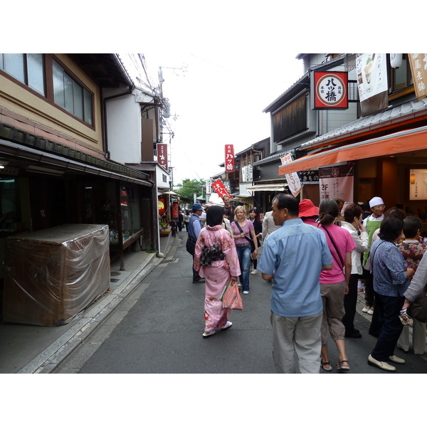 Picture Japan Kyoto Kiyomisuzaka 2010-06 12 - Center Kiyomisuzaka