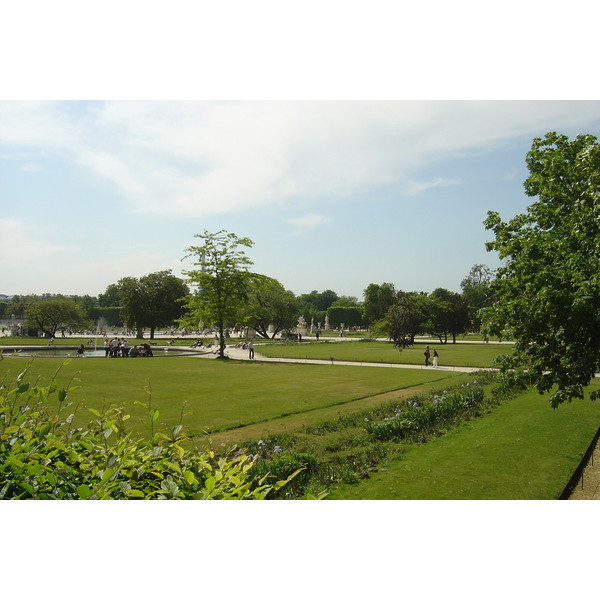 Picture France Paris Garden of Tuileries 2007-05 249 - Around Garden of Tuileries