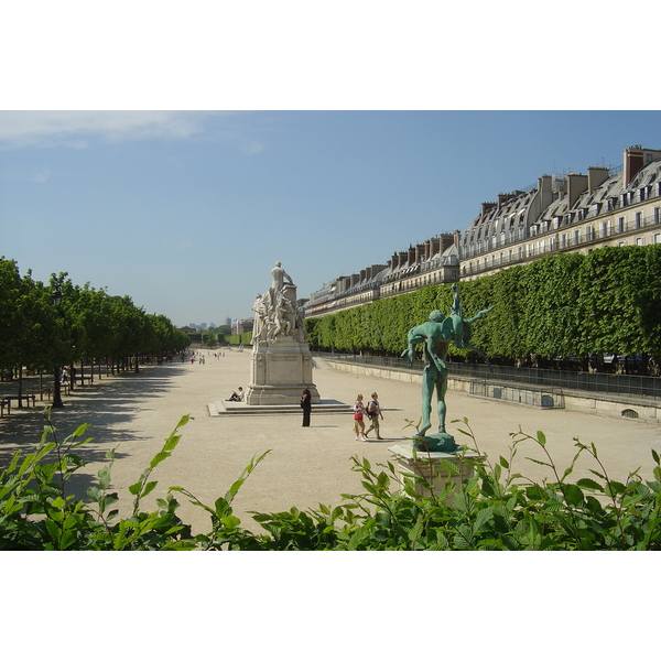 Picture France Paris Garden of Tuileries 2007-05 277 - Journey Garden of Tuileries