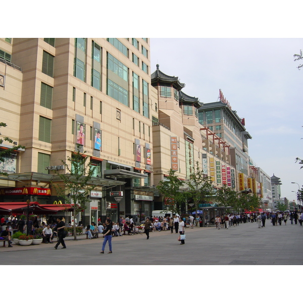 Picture China Beijing Wangfujing Street 2002-05 11 - Tour Wangfujing Street