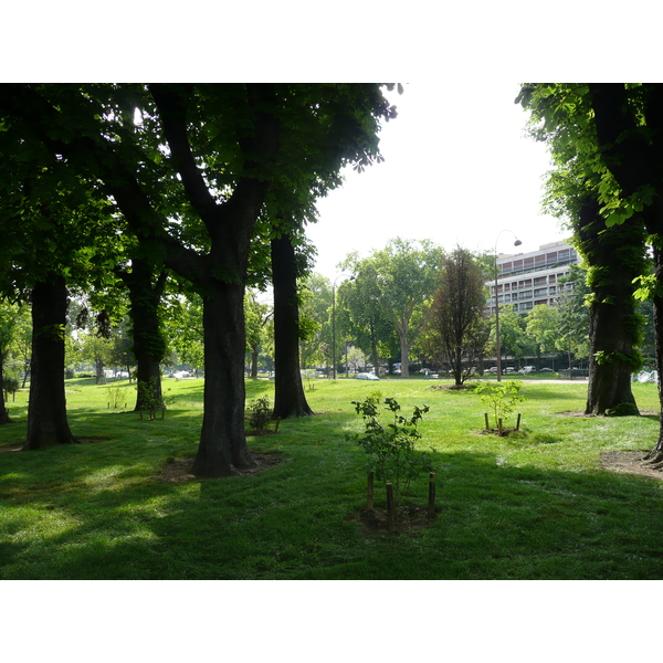 Picture France Paris Avenue Foch 2007-06 73 - Center Avenue Foch