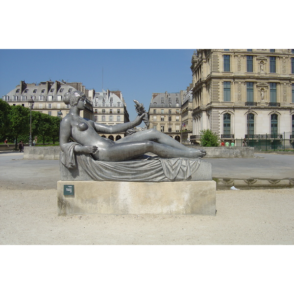 Picture France Paris Garden of Tuileries 2007-05 255 - Journey Garden of Tuileries