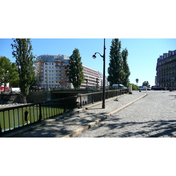 Picture France Paris Canal St Martin 2007-08 72 - Discovery Canal St Martin