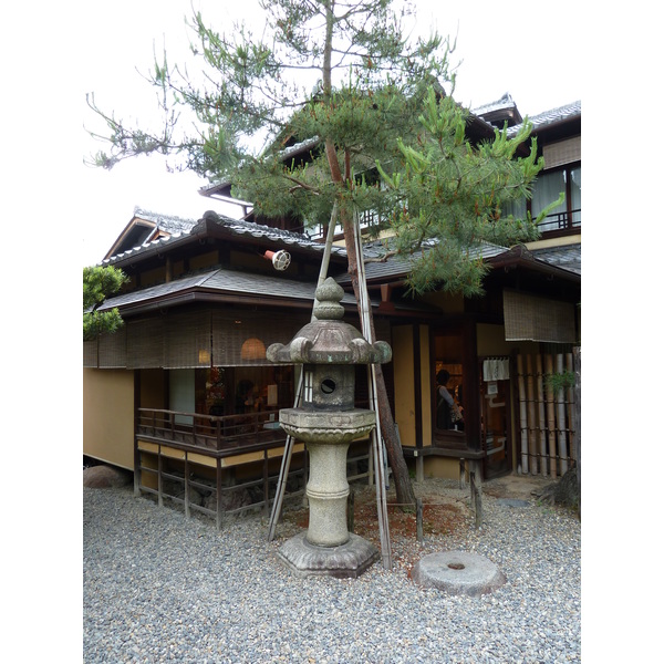 Picture Japan Kyoto Sannenzaka 2010-06 25 - Around Sannenzaka