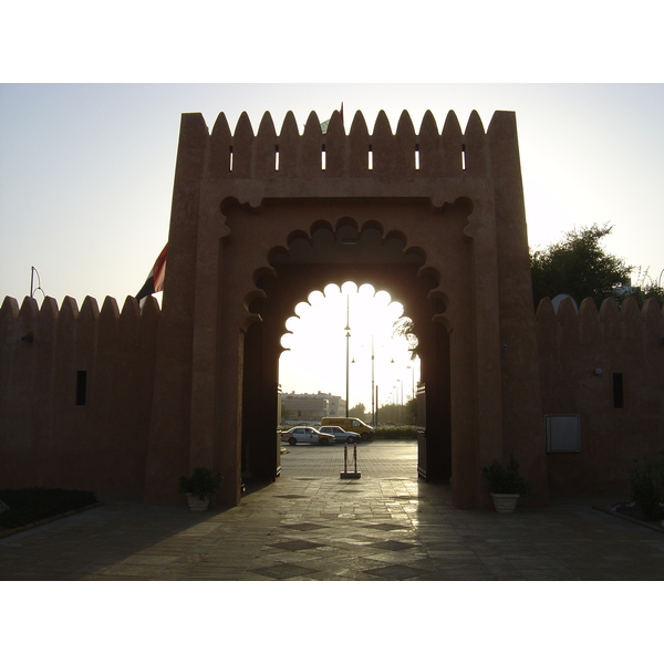 Picture United Arab Emirates Al Ain Palace Museum 2005-03 4 - Discovery Palace Museum