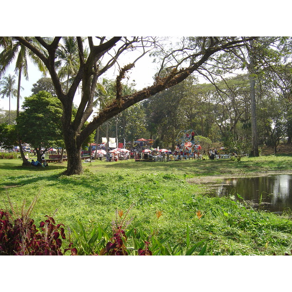 Picture Myanmar Yangon Dusit Inya Lake Hotel 2005-01 13 - Recreation Dusit Inya Lake Hotel