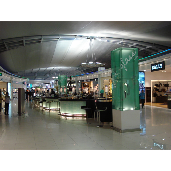 Picture Thailand Bangkok Suvarnabhumi Airport 2007-03 20 - Tour Suvarnabhumi Airport