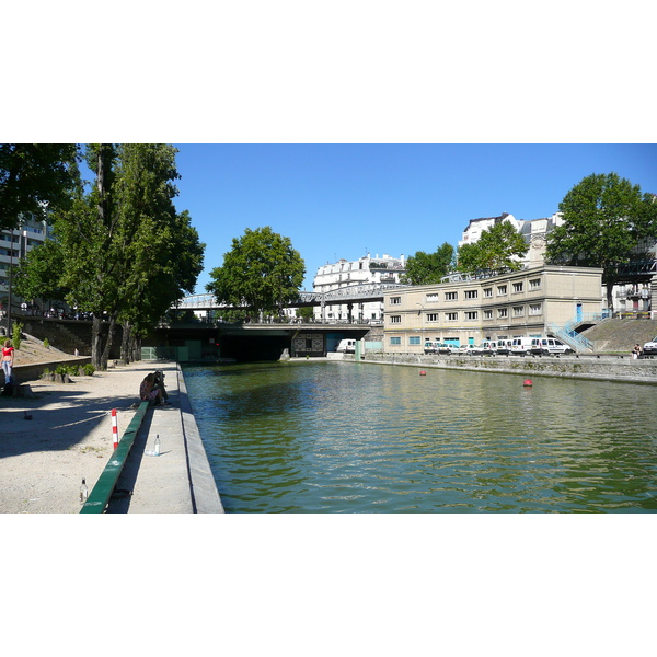 Picture France Paris Canal St Martin 2007-08 111 - Recreation Canal St Martin