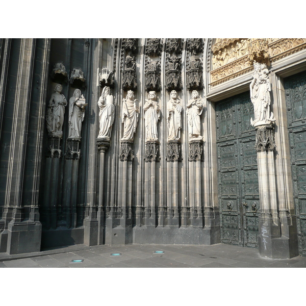 Picture Germany Cologne Cathedral 2007-05 214 - Around Cathedral