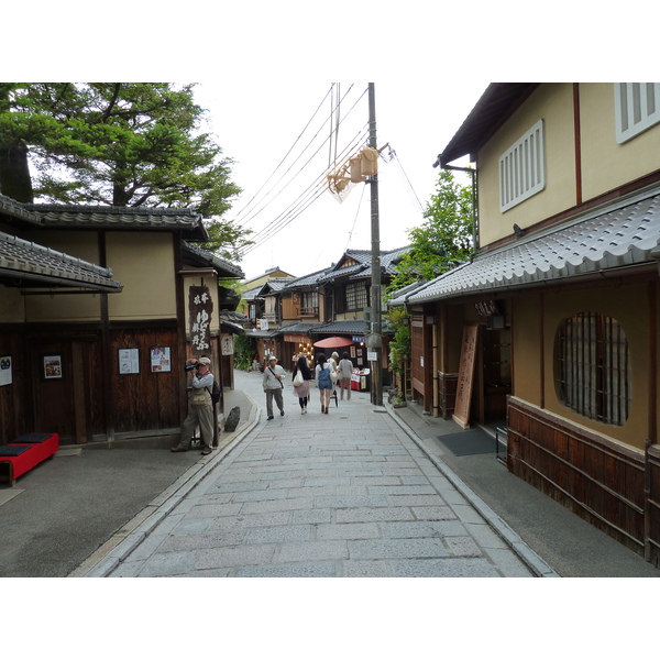 Picture Japan Kyoto Sannenzaka 2010-06 30 - History Sannenzaka