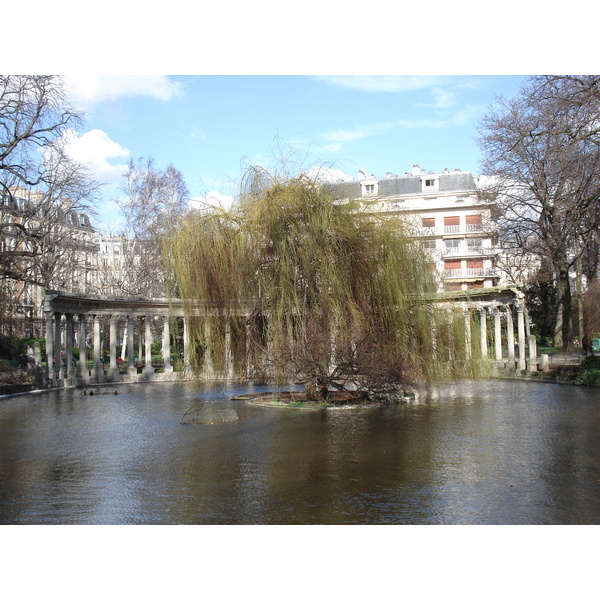 Picture France Paris Monceau Garden 2006-03 56 - Recreation Monceau Garden