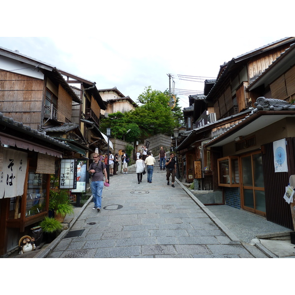 Picture Japan Kyoto Sannenzaka 2010-06 24 - History Sannenzaka