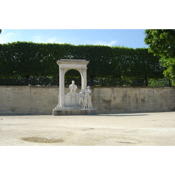 Picture France Paris Garden of Tuileries 2007-05 38 - Tours Garden of Tuileries