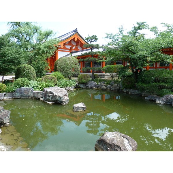 Picture Japan Kyoto Sanjusangendo temple 2010-06 4 - Around Sanjusangendo temple