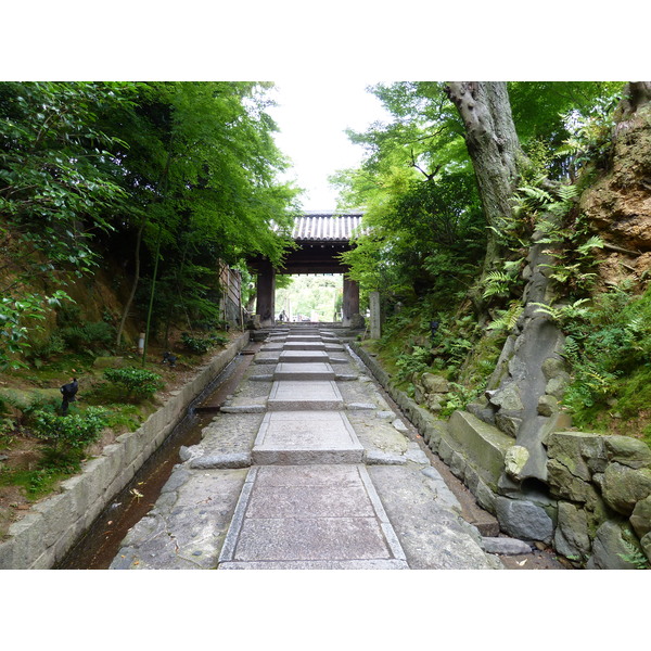 Picture Japan Kyoto Ninenzaka 2010-06 55 - History Ninenzaka