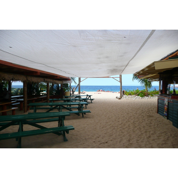 Picture Fiji Beachcomber Island 2010-05 28 - Center Beachcomber Island