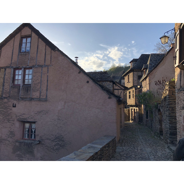 Picture France Conques 2018-04 105 - History Conques