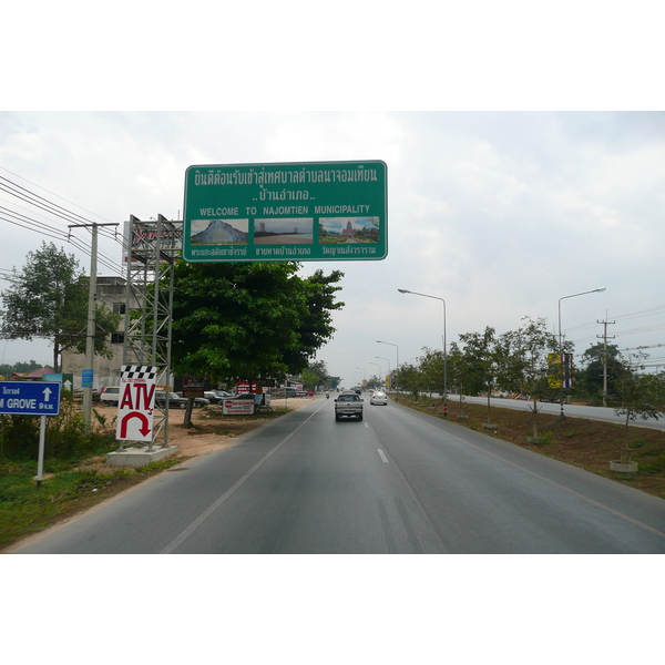 Picture Thailand Chonburi Sukhumvit road 2008-01 53 - Discovery Sukhumvit road