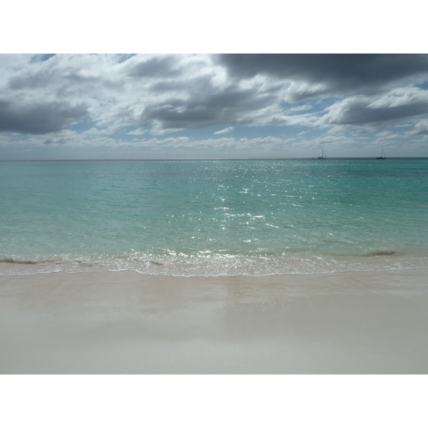 Picture New Caledonia Lifou Luengoni Beach 2010-05 43 - History Luengoni Beach