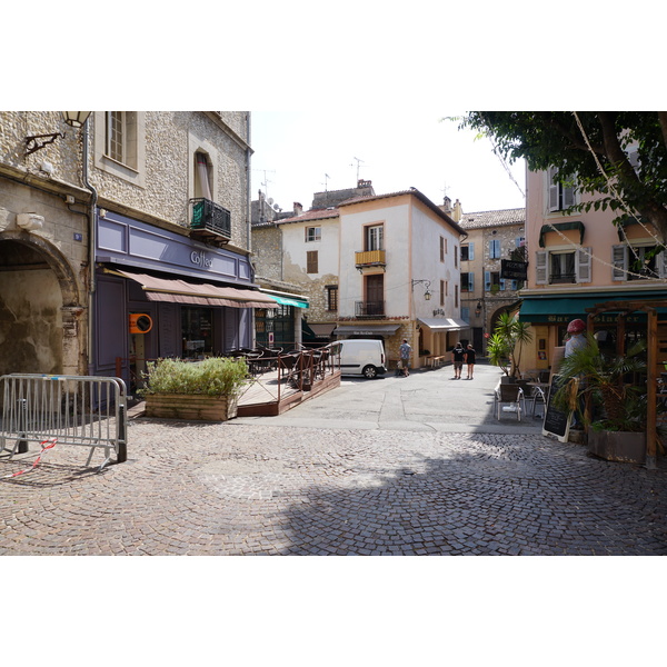 Picture France Vence 2017-08 26 - Tour Vence