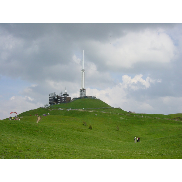 Picture France Puy de Dome 2003-05 25 - Around Puy de Dome