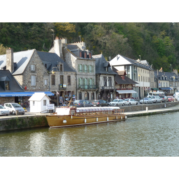 Picture France Dinan Dinan Riverside 2010-04 23 - Discovery Dinan Riverside