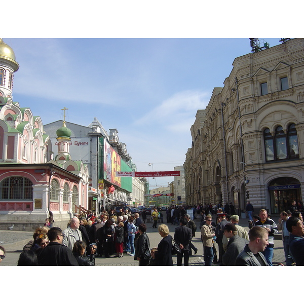 Picture Russia Moscow Red Square 2005-04 79 - Discovery Red Square