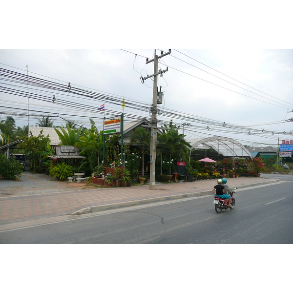 Picture Thailand Chonburi Sukhumvit road 2008-01 113 - Recreation Sukhumvit road